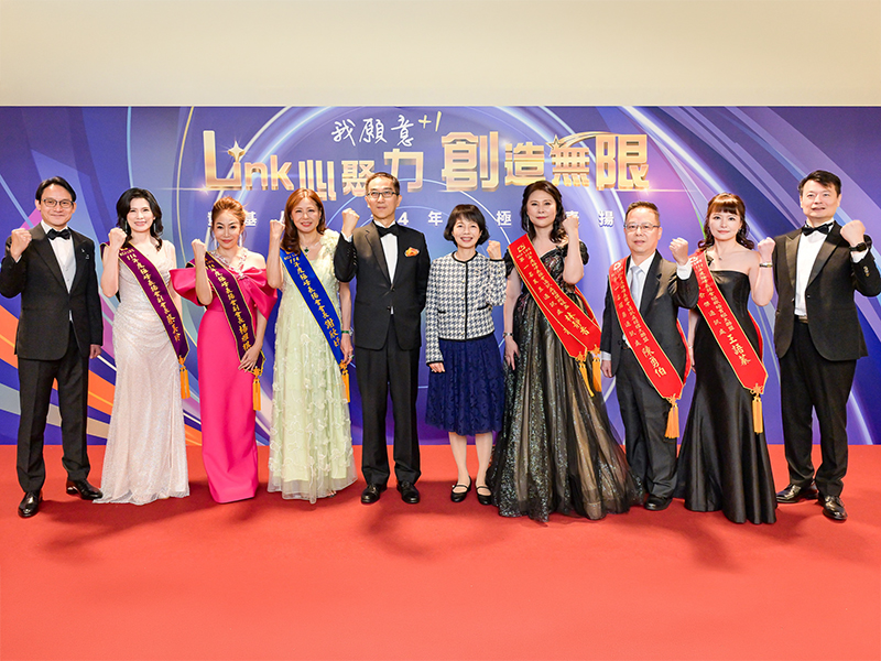 圖說：凱基人壽114年度極峰表揚會，董事長王銘陽(左五)、總經理郭瑜玲(左六)表揚獲獎菁英及業務團隊，期勉持續以「我願意+1」的具體行動回應市場與客戶需求，擴大ONE KGI綜效與業務成長動能。